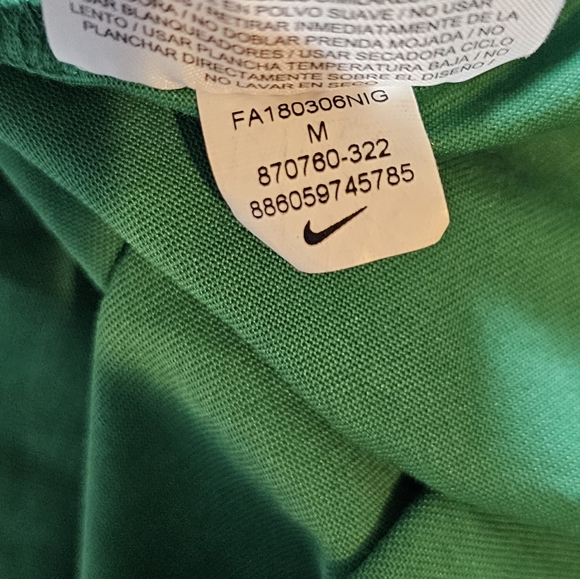 Nike Boston Irving T-Shirt Size Medium - Picture 5 of 9